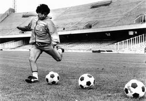 MARADONA