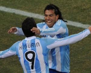 Carlos-Tevez-Gonzalo-Higuain