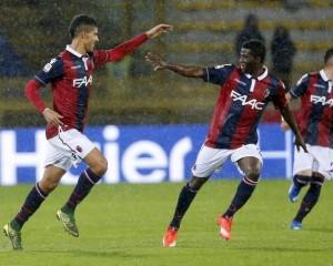 lesultanza-dei-giocatori-del-bologna-dopo-il-gol-di-masina