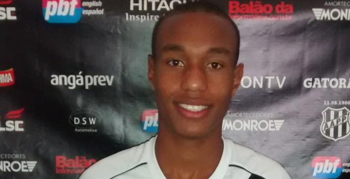 20141211_leandrinhoseleção_APP