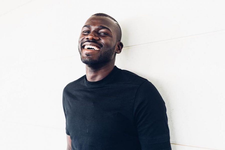 Koulibaly aiuta 500 famiglie napoletane per Pasqua e stanzia fondi per il Senegal