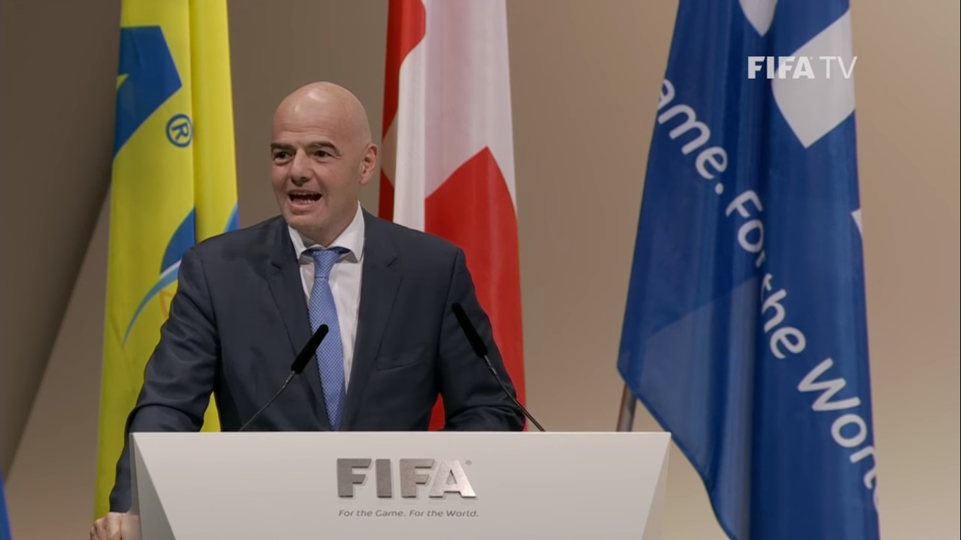FIFA Infantino regolamenti tetto prestiti