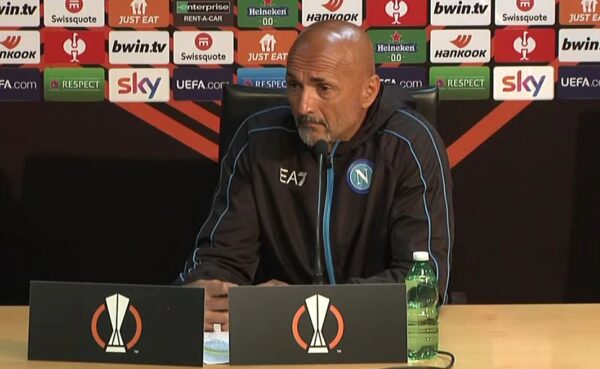 napoli legia varsavia ritiro