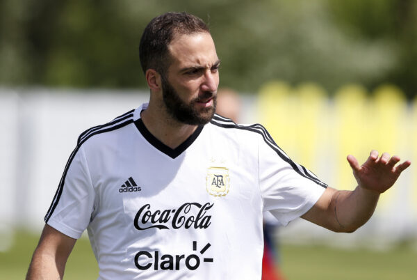 Higuain River Plate
