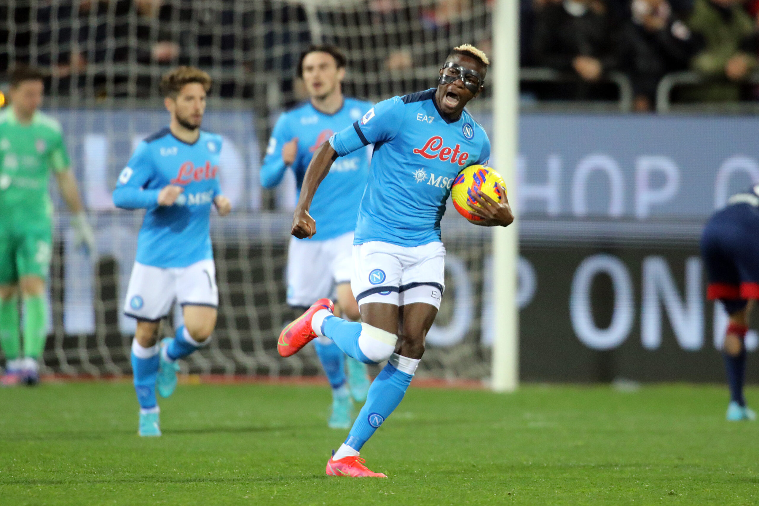 Verona Napoli Osimhen Auriemma