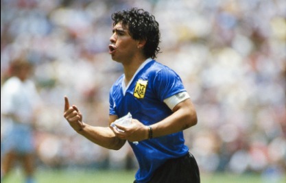 Maglia Maradona Mondiali '86: venduta all'asta per una cifra record - FOTO