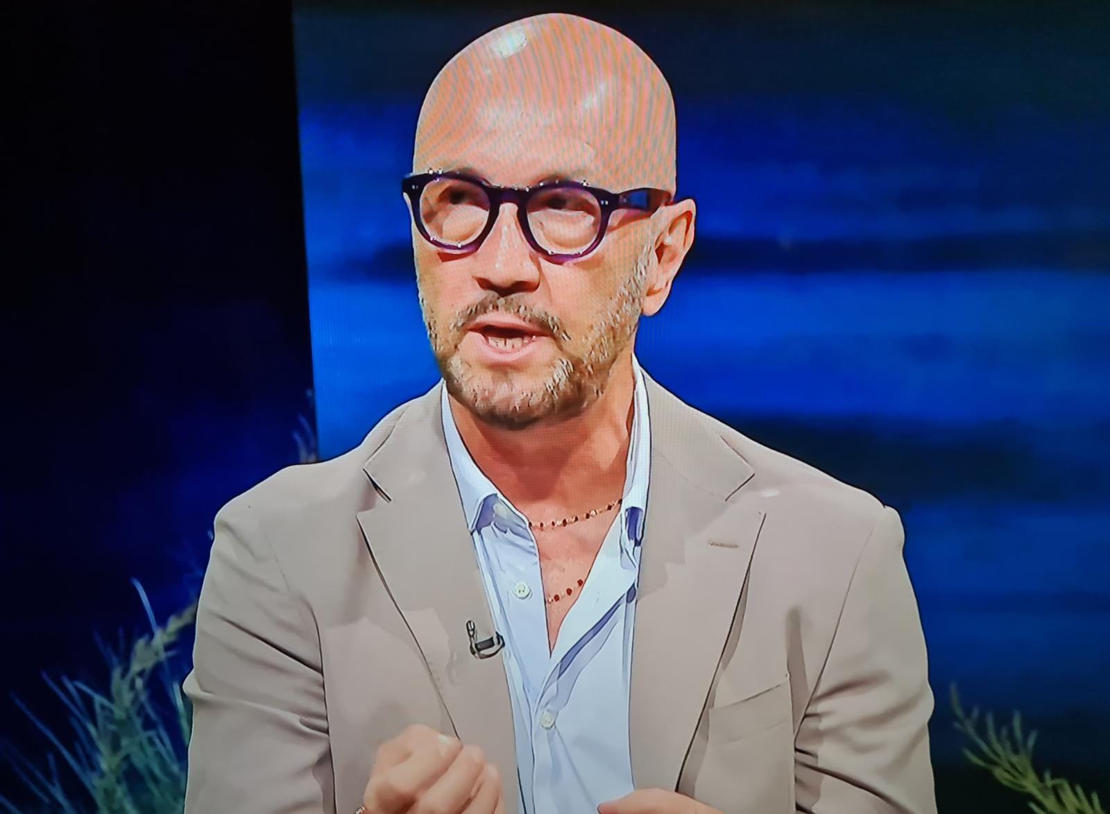 Zenga responds and is moved live on SKY!