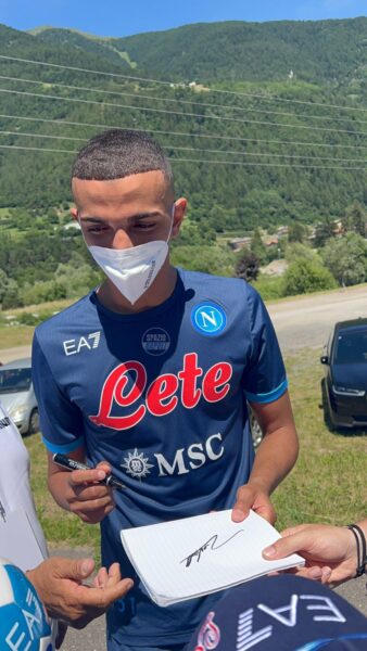 Zedadka Juan Jesus ritiro autografi