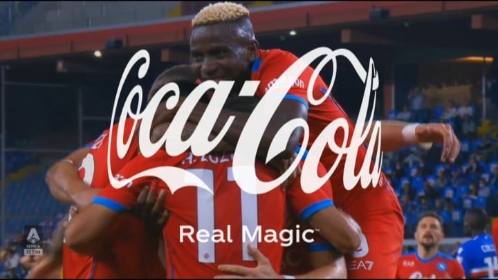 Coca-Cola é o novo patrocinador de Nápoles!  Evidências que não deixam margem para dúvidas