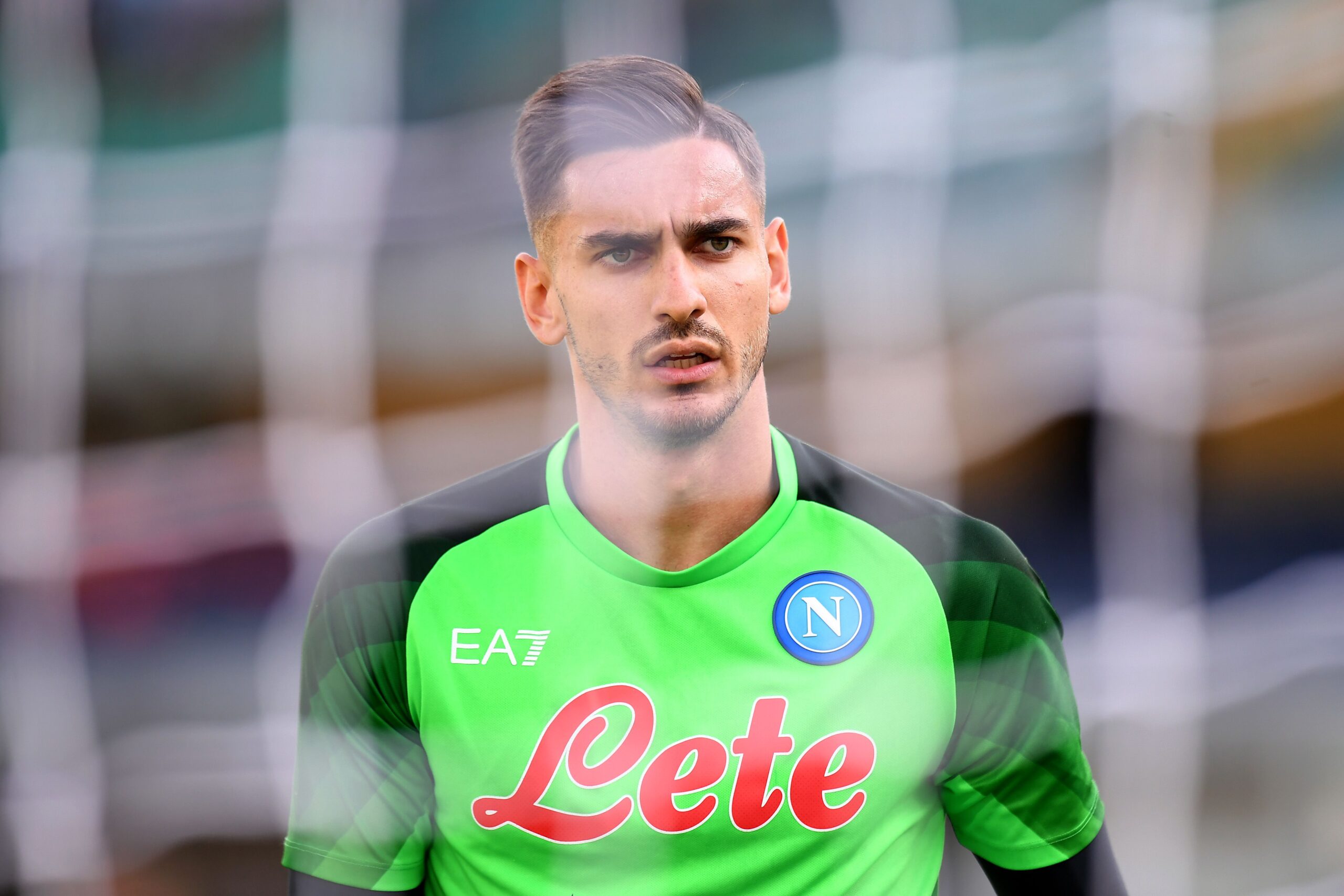 Napoli rinnovo Meret