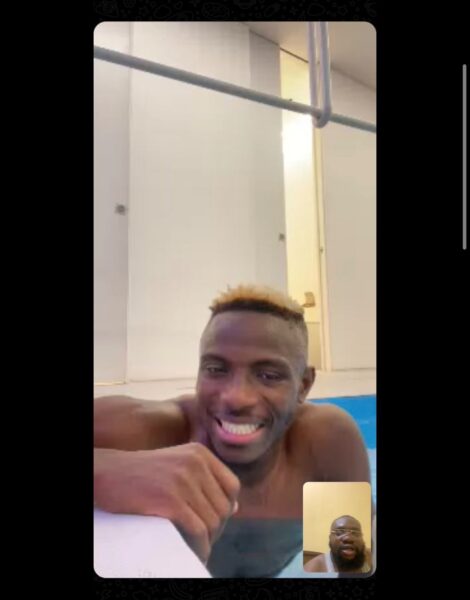 Tweet di Buchi Laba (amico di Osimhen)