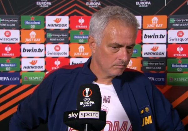 Foto: Mourinho Roma-betis