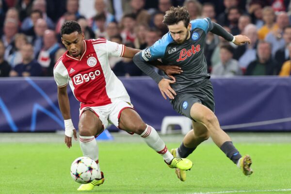 Kvaratskhelia ajax napoli condizioni