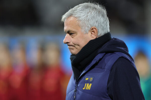 Mourinho insiste ancora nonostante la delusione in Coppa Italia: lo ha detto sul Napoli