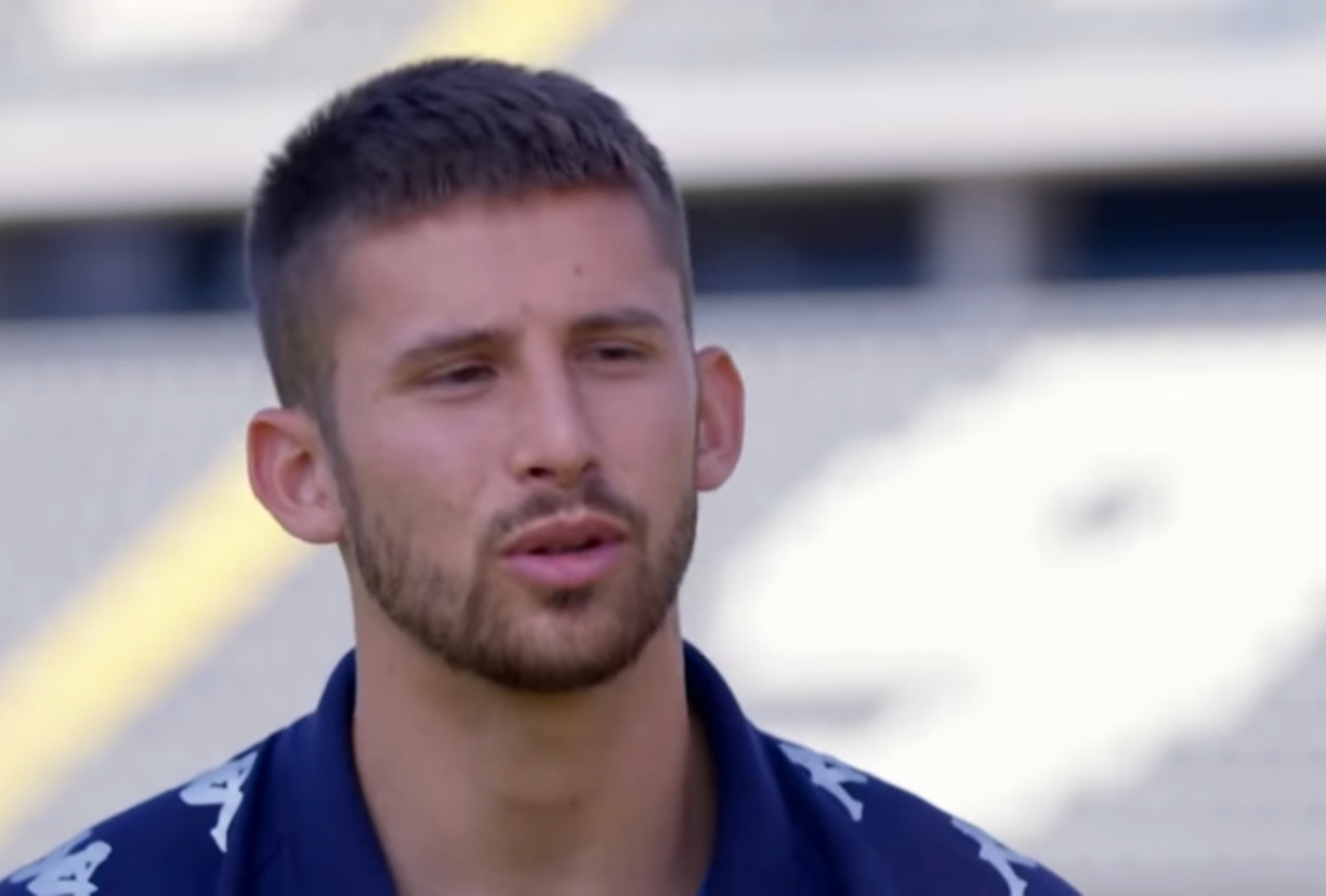 Annuncio di mercato di Corsi su Vicario