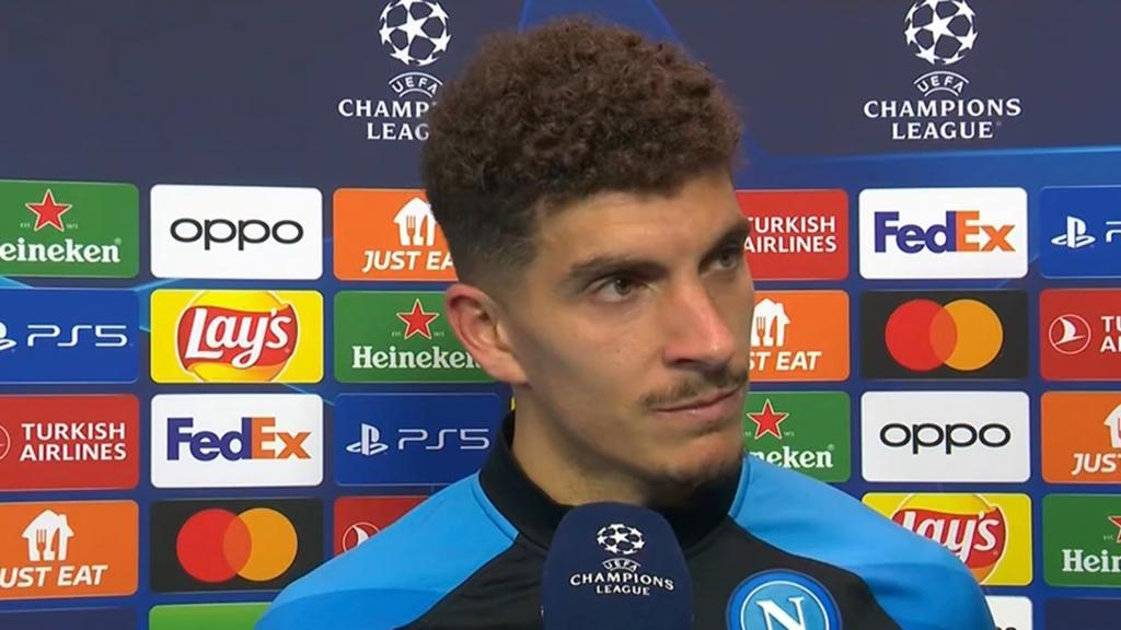 Di Lorenzo intervistato dopo una gara di Champions