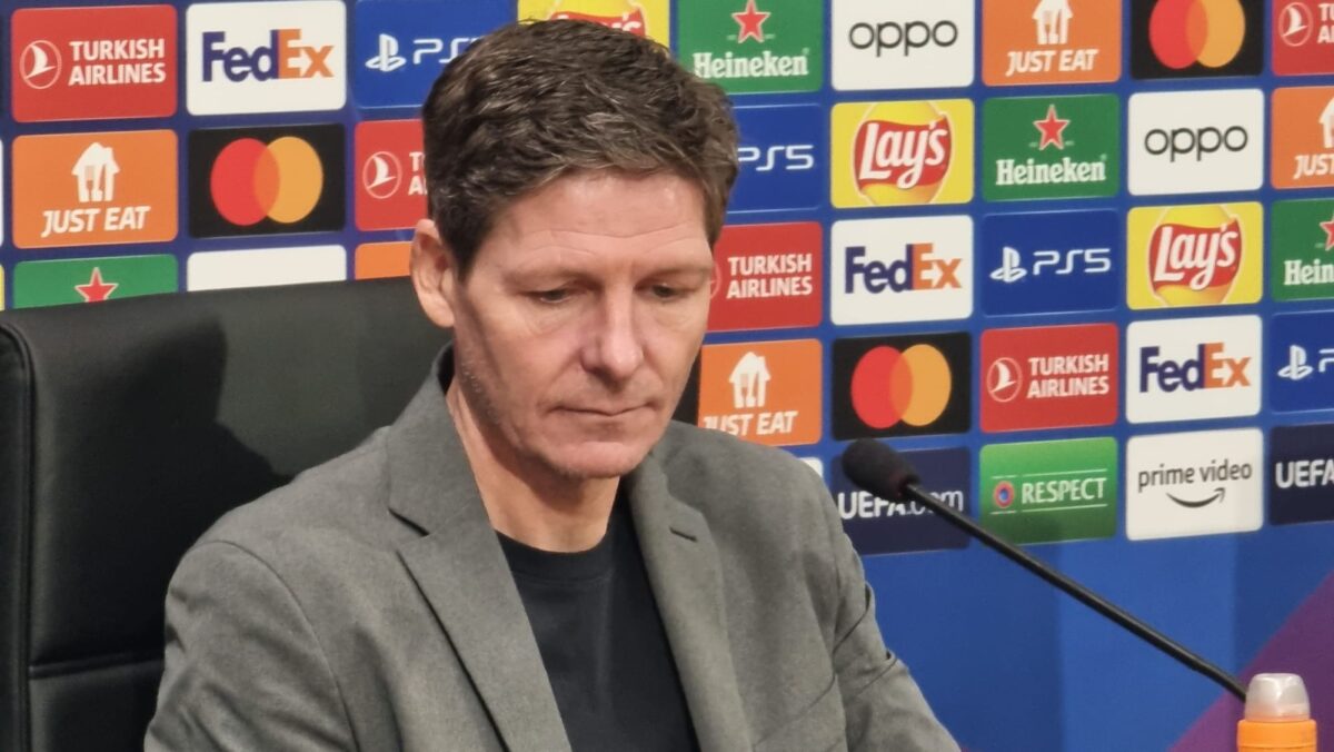 Oliver Glasner, allenatore dell'Eintracht Francoforte, in conferenza stampa