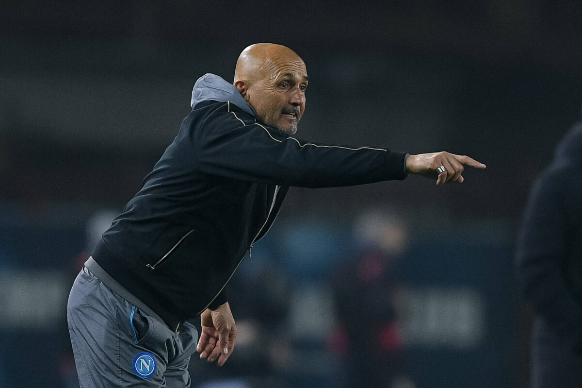 Spalletti dà indicazioni alla squadra nel corso di Empoli Napoli