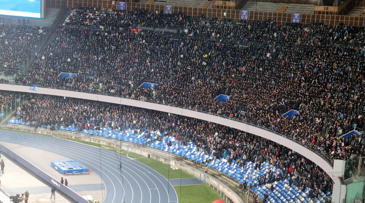 I tifosi del Napoli in Curva A allo stadio Maradona