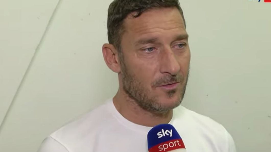 Totti intervistato ai microfoni di Sky Sport