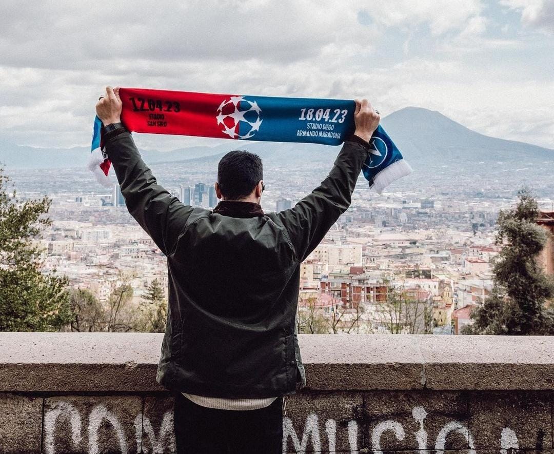 Sciarpa ufficiale per Milan Napoli: la reazione dei tifosi è inaspettata