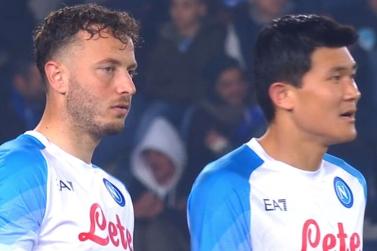 Kim e Rrahmani in campo con la maglia del Napoli