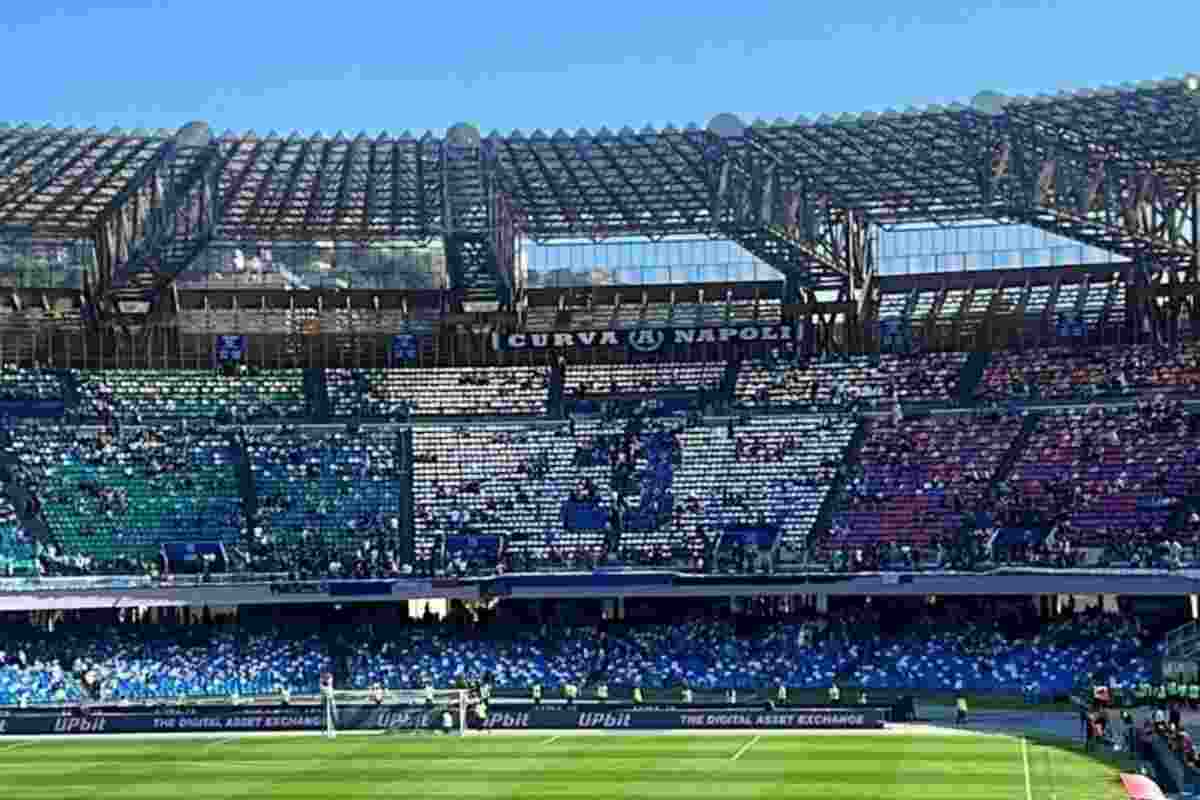 Stadio Maradona in vendita