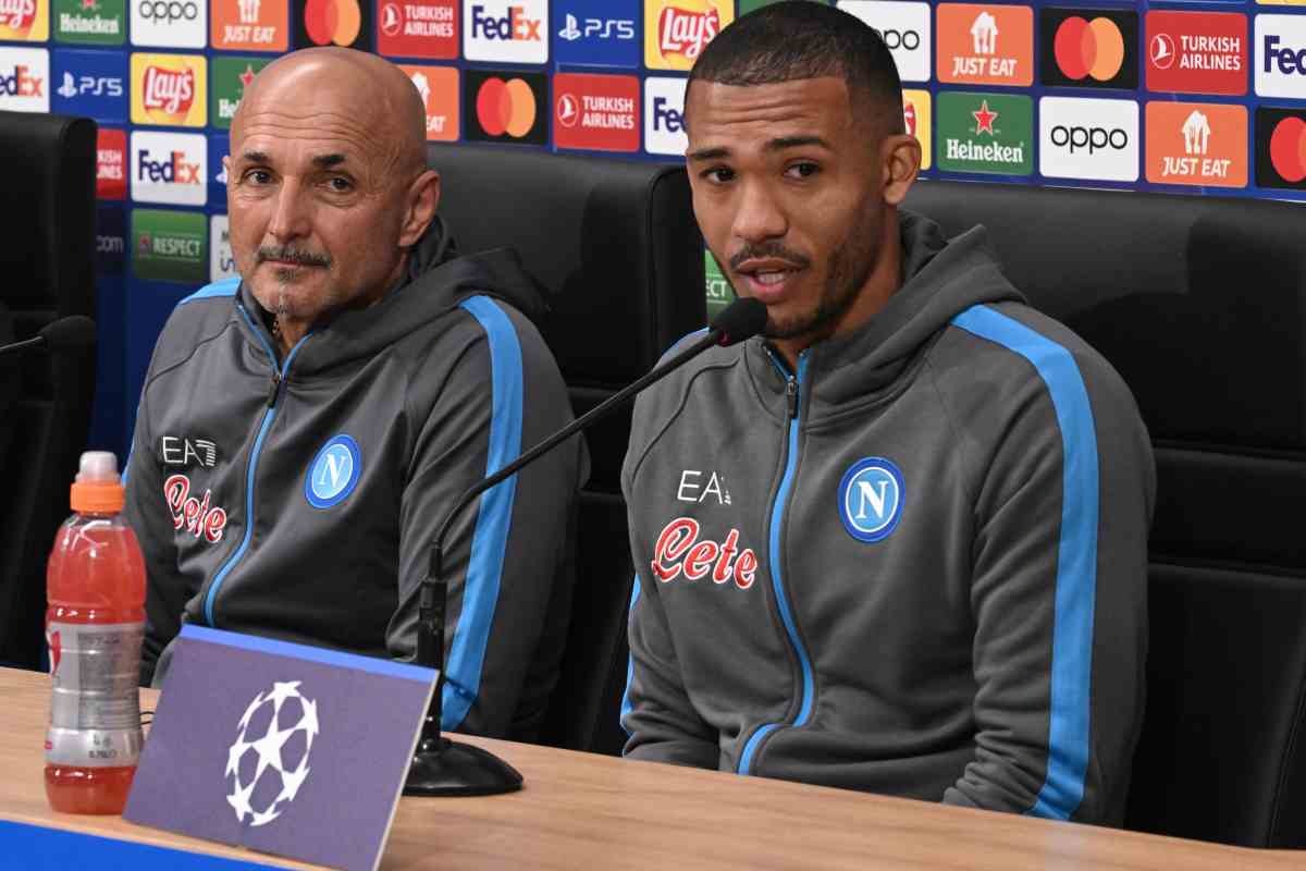 Spalletti salutato da Juan Jesus