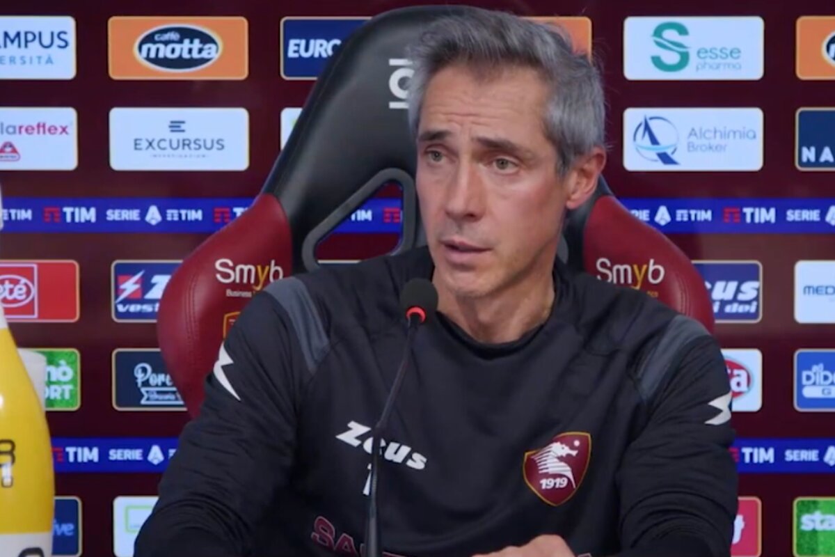 Paulo Sousa in conferenza stampa dopo una partita della Salernitana