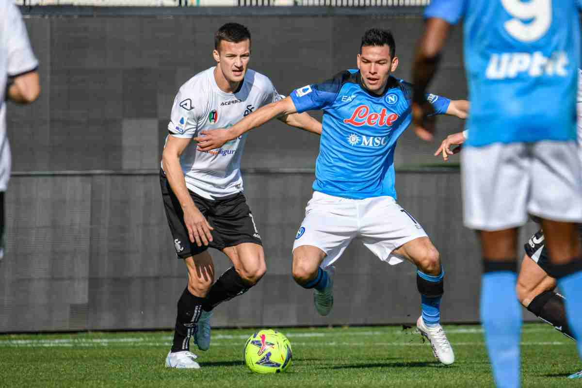 Lozano in scadenza di contratto con il Napoli