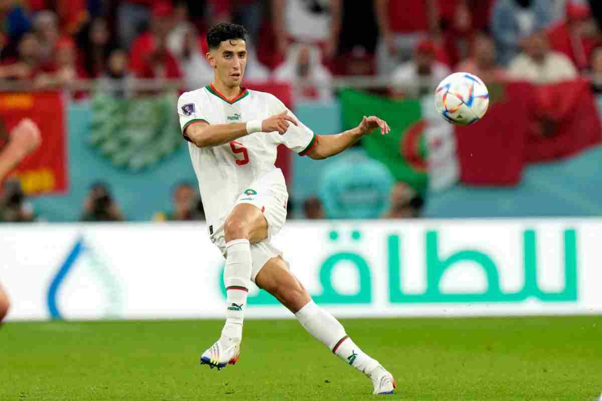 Il Napoli valuta un nuovo profilo per la difesa: è stata la rivelazione dello scorso Mondiale