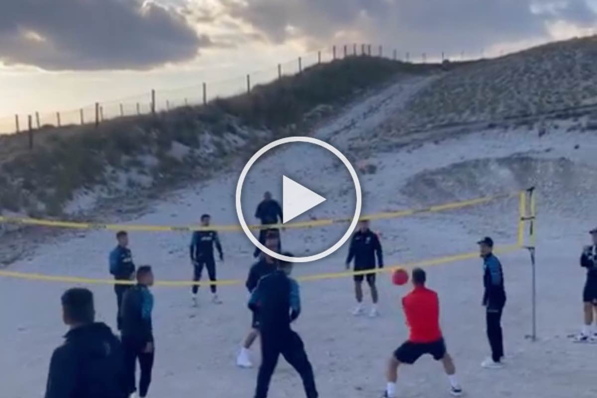 Partita di pallavolo per il Napoli: il video