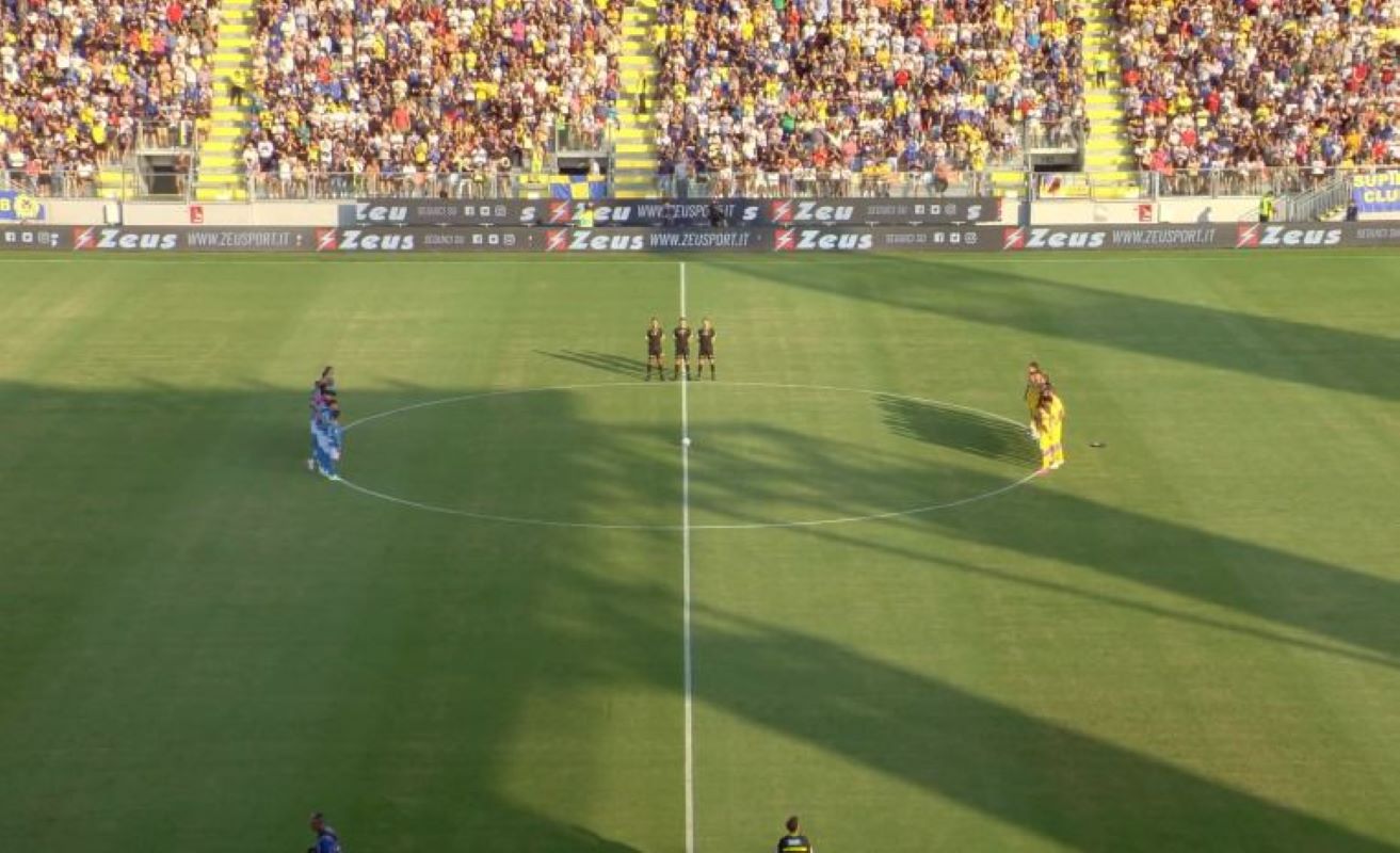 Napoli Frosinone minuto di silenzio