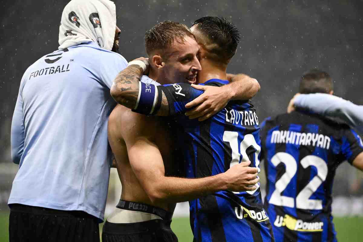 Frattesi esulta dopo il gol al Milan nel derby di Milano 