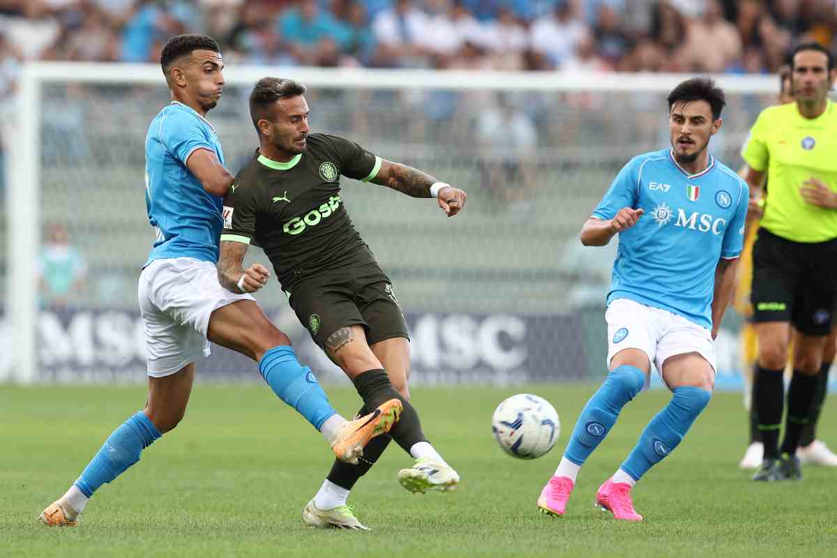 Zedadka in ritiro con il Napoli