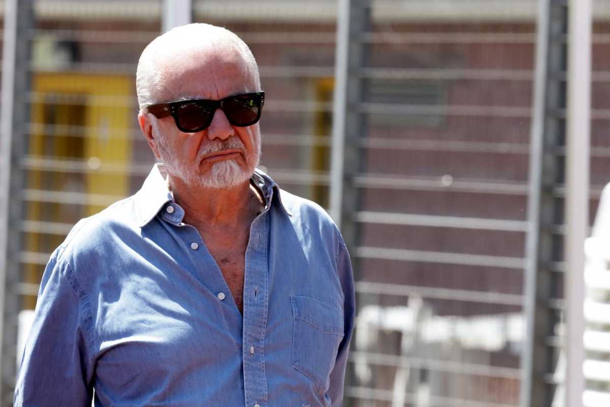 De Laurentiis in panchina al Bentegodi, l'ex Napoli non è d'accordo