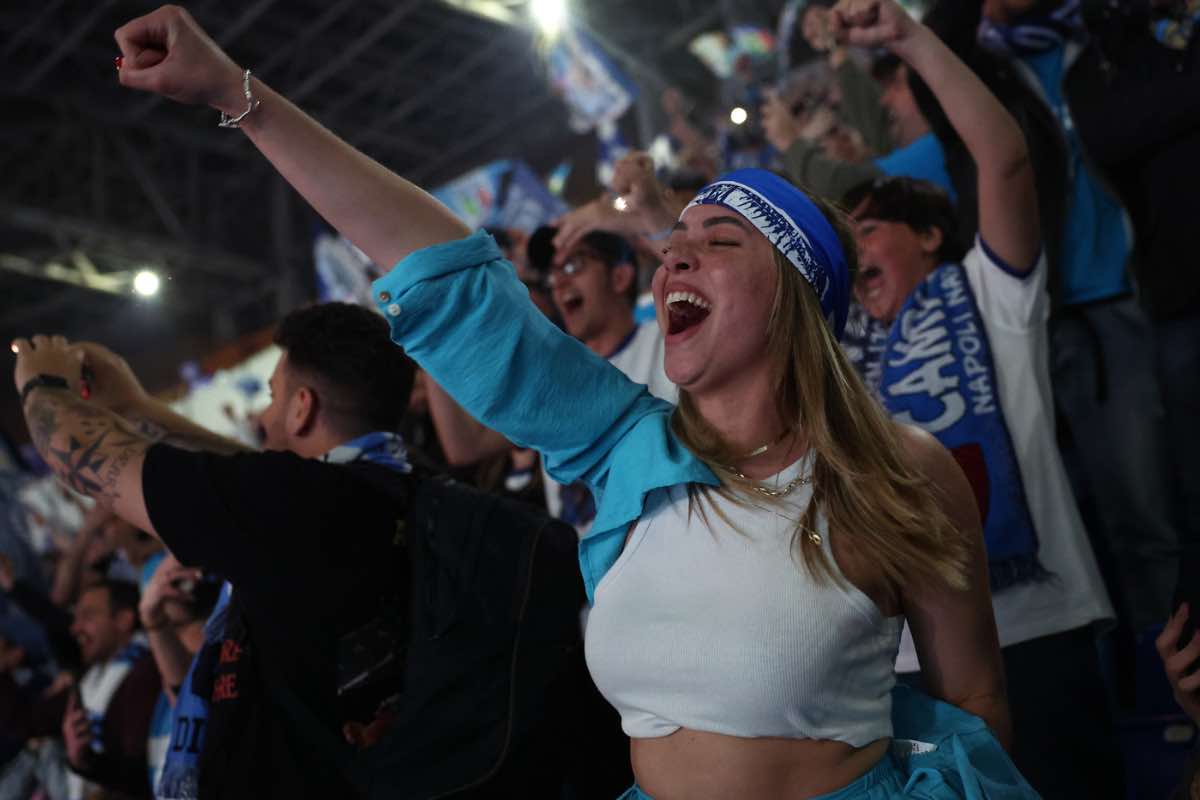 Omaggio bellissimo a Napoli