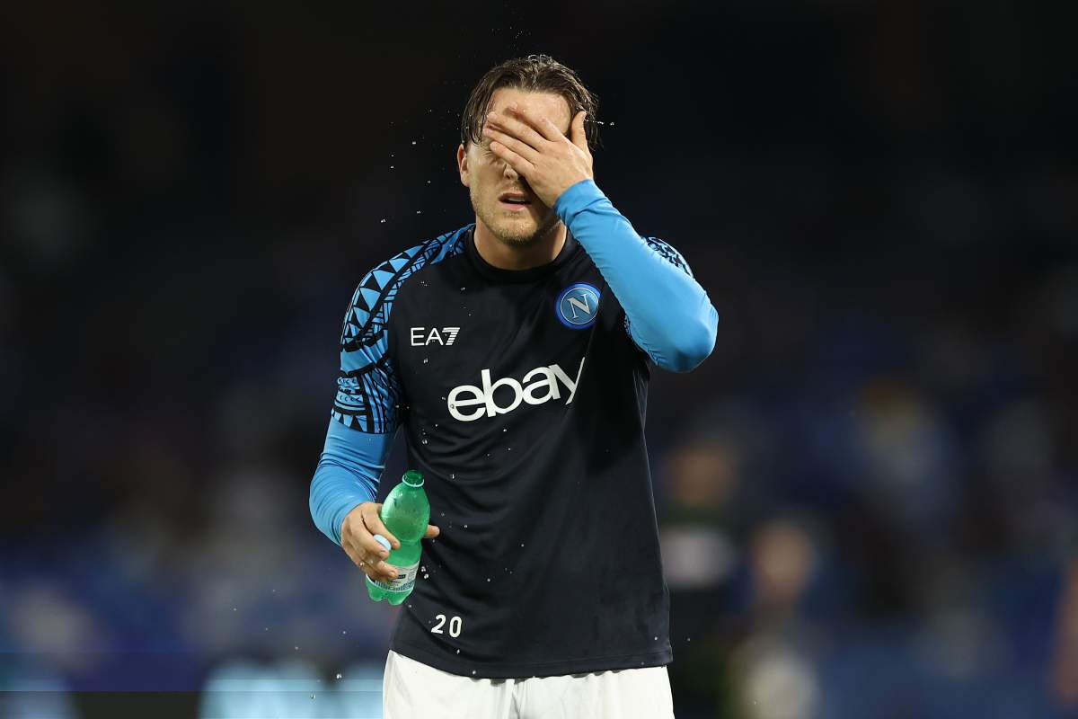 Piotr Zielinski, diagnosticata l'angina