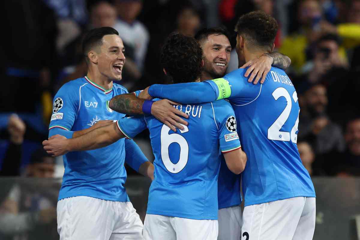 L'agente fa impazzire i tifosi del Napoli