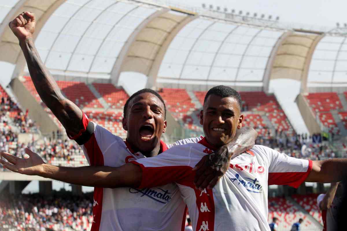 Dichiarazione d'amore dell'agente di un futuro azzurro