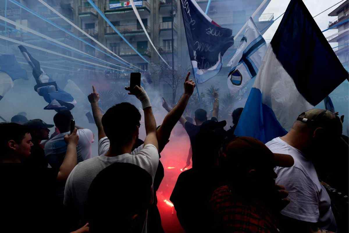 Napoli-Braga: l'appello degli azzurri ai tifosi