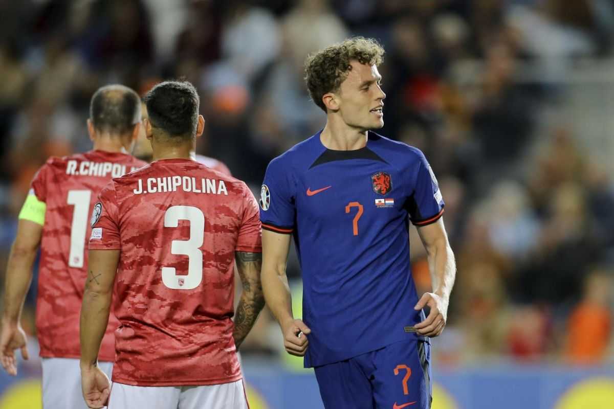 Mercato Napoli: spunta l'idea per il centrocampo