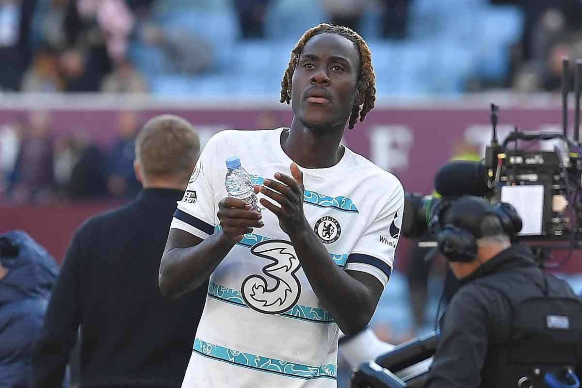 Calciomercato Napoli, un altro club ha chiesto Trevoh Chalobah