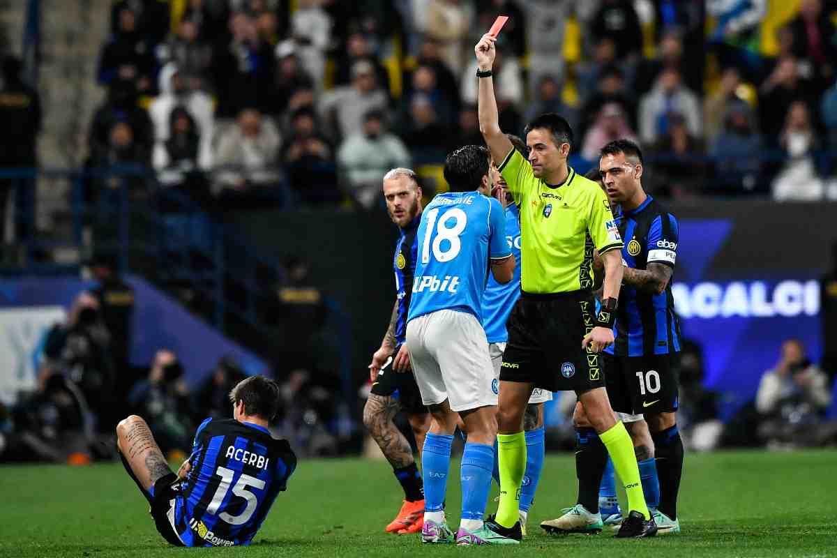 La moviola e i giudizi all'arbitro Rapuano dopo Napoli Inter