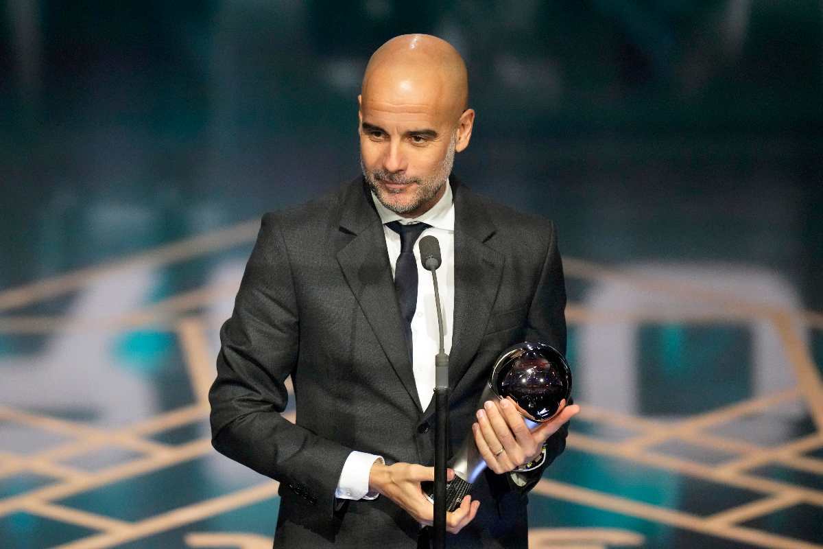 Miglior allenatore dell'anno: il gesto di Guardiola