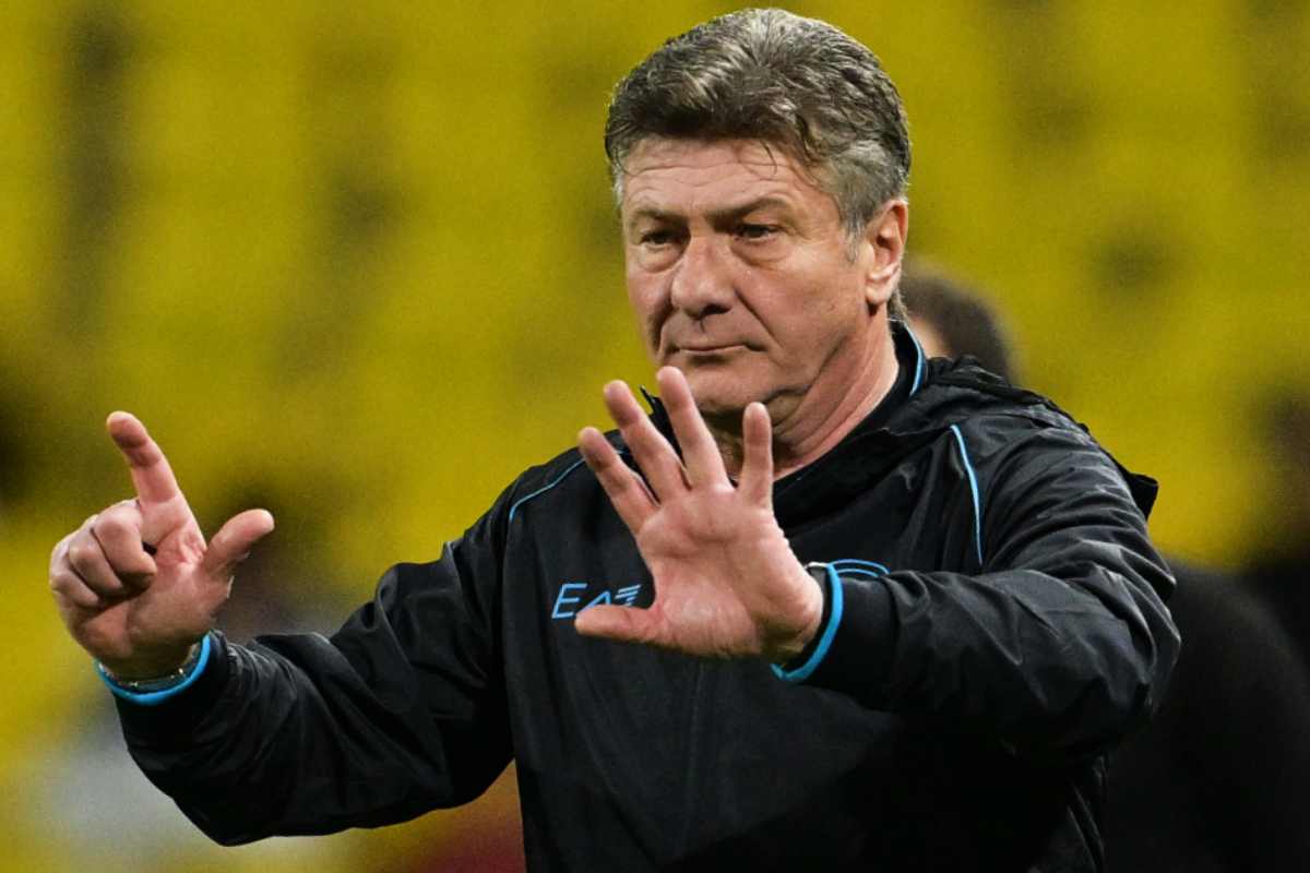 Walter Mazzarri a rischio esonero in caso di sconfitta in Lazio Napoli