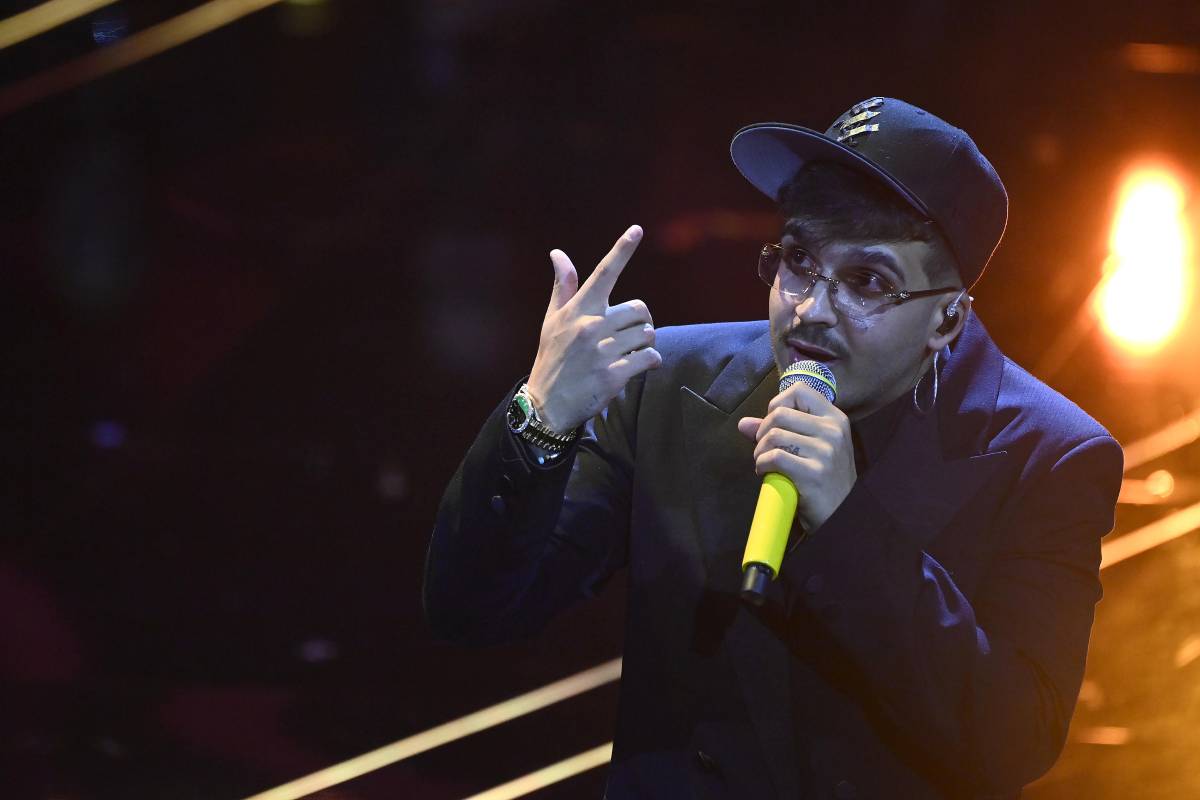 A che ora esce Geolier a Sanremo