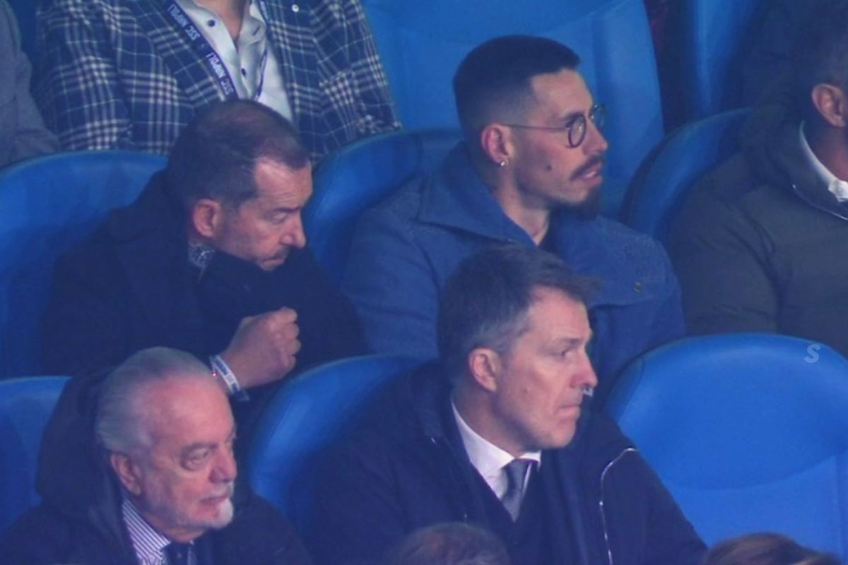 Hamsik De Laurentiis insieme al 'Maradona'