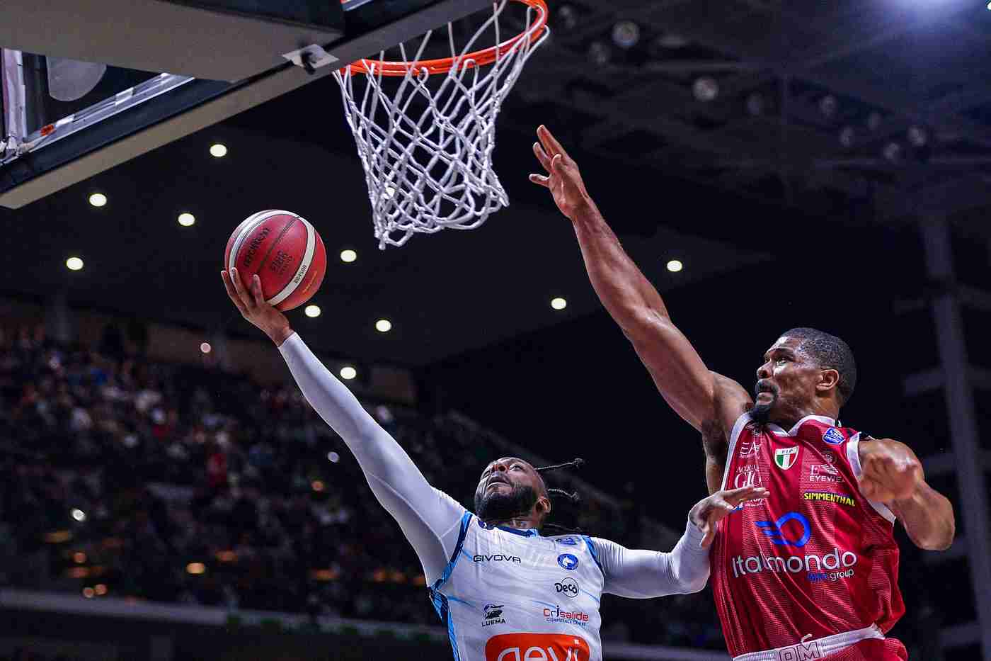 Napoli Basket-Olimpia Milano finale Coppa Italia