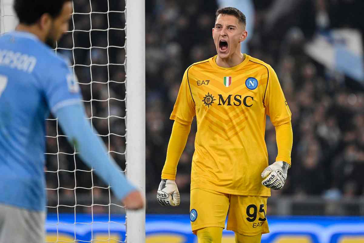 Napoli, trauma distorsivo per Gollini